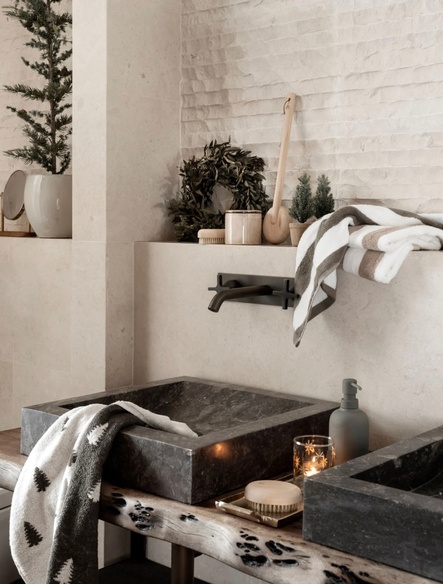 Kylpyhuonetarvikkeet -50%