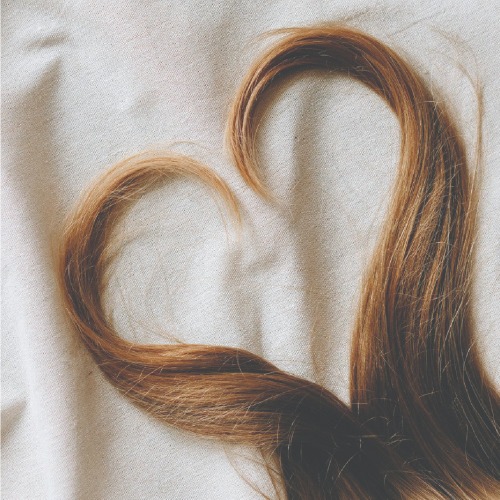 Hiustenleikkaus 27,99€