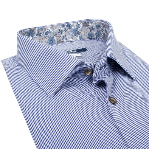 Ruudullinen kauluspaita