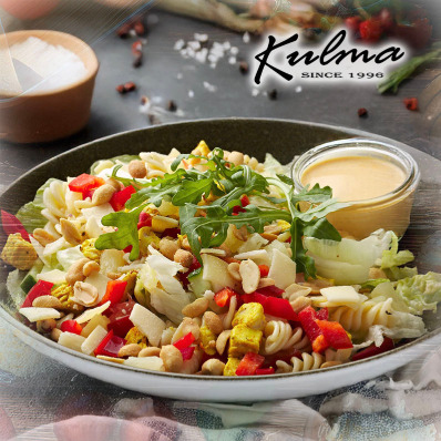 Kana-Parmesansalaatti