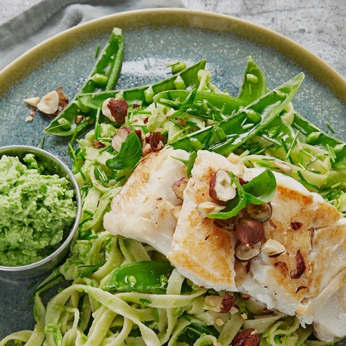Skrei med ertepesto og tagliatelle